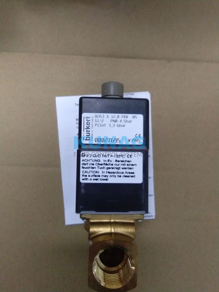 027695图2