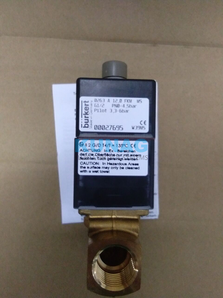 027695图5