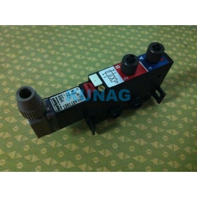 120110 burkert0470型4/2先导阀24VUC
